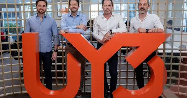 UY3 Buys Stake in Altis to Expand Automotive Financing