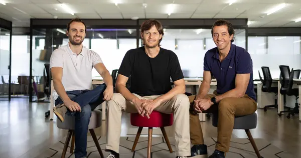 Vixtra Raises R$45 Million in Series A Round Led by Valor Capital